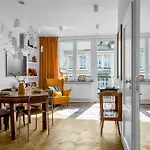 Wilcza Retro -city Center, Balcony - By Rentujemy